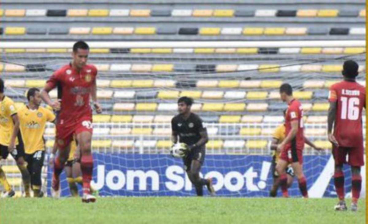 Aksi Liga Perdana babitkan Perak FC II menentang NSFC. FOTO Ihsan Perak FC