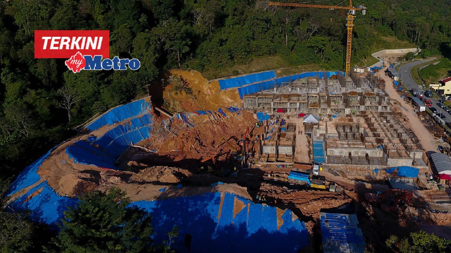 LOKASI tanah runtuh di tapak pembinaan Lengkok Lembah Permai, Tanjung Bungah. FOTO Muhd Zaaba Zakeria