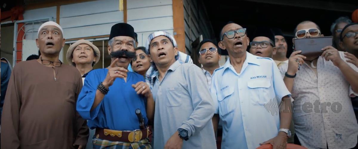 MAMAT Khalid kembali dengan filem pendek Kampong Pisang Kita Setandan sempena Hari Malaysia.