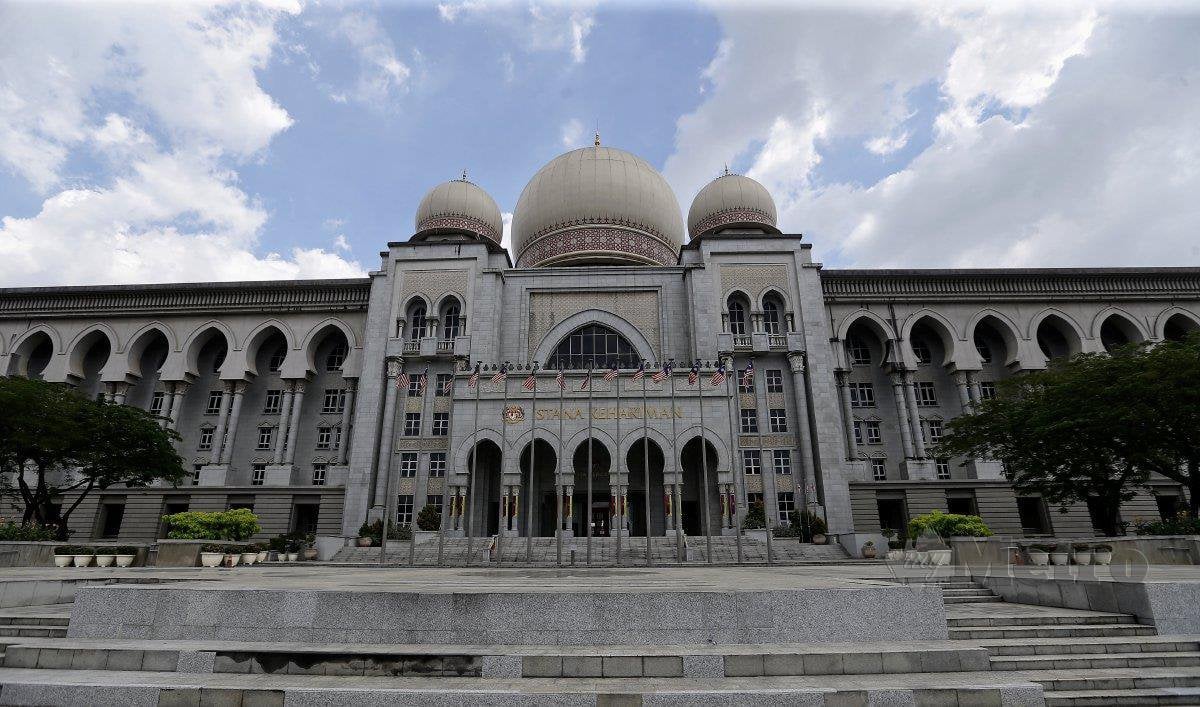 BANGUNAN Istana Kehakiman yang menempatkan Mahkamah Persekutuan dan Mahkamah Rayuan. FOTO Mohd Fadli Hamzah. 