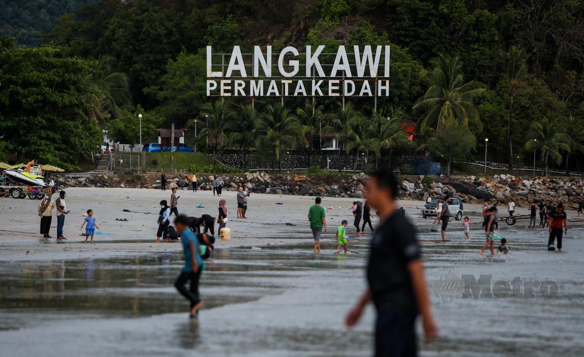 LANGKAWI dipilih sebagai projek rintis gelembung pelancongan bermula 16 September ini. FOTO LUQMAN HAKIM ZUBIR