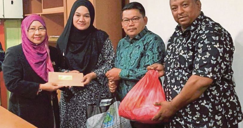 Duit pampasan suami ringan beban ibu tunggal  Harian Metro