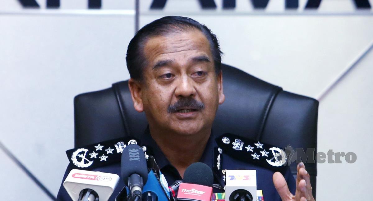 Ketua Polis Negara, Tan Sri Razarudin Husain.