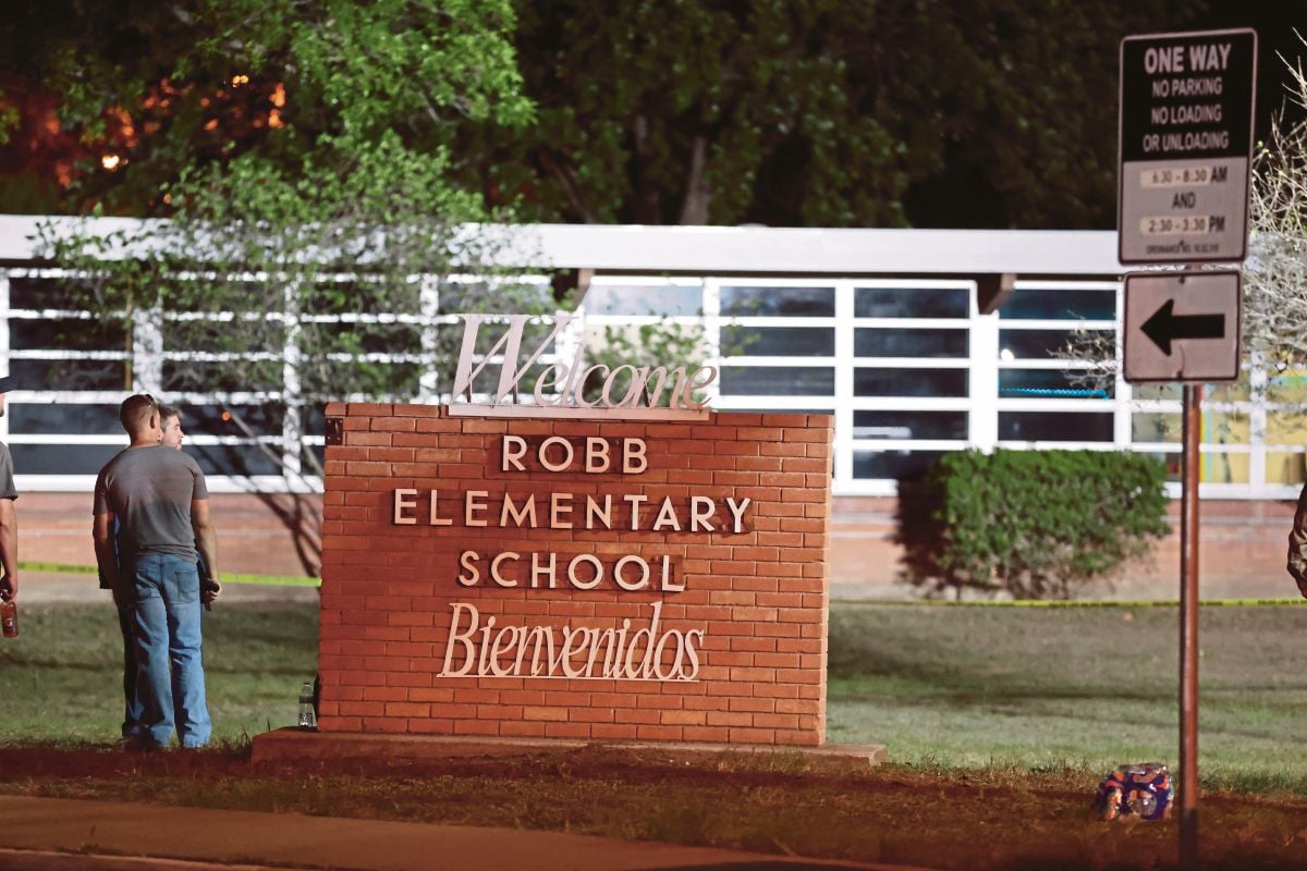 KEJADIAN tembakan terbaharu berlaku di Sekolah Rendah Robb di Uvalde, Texas. FOTO EPA