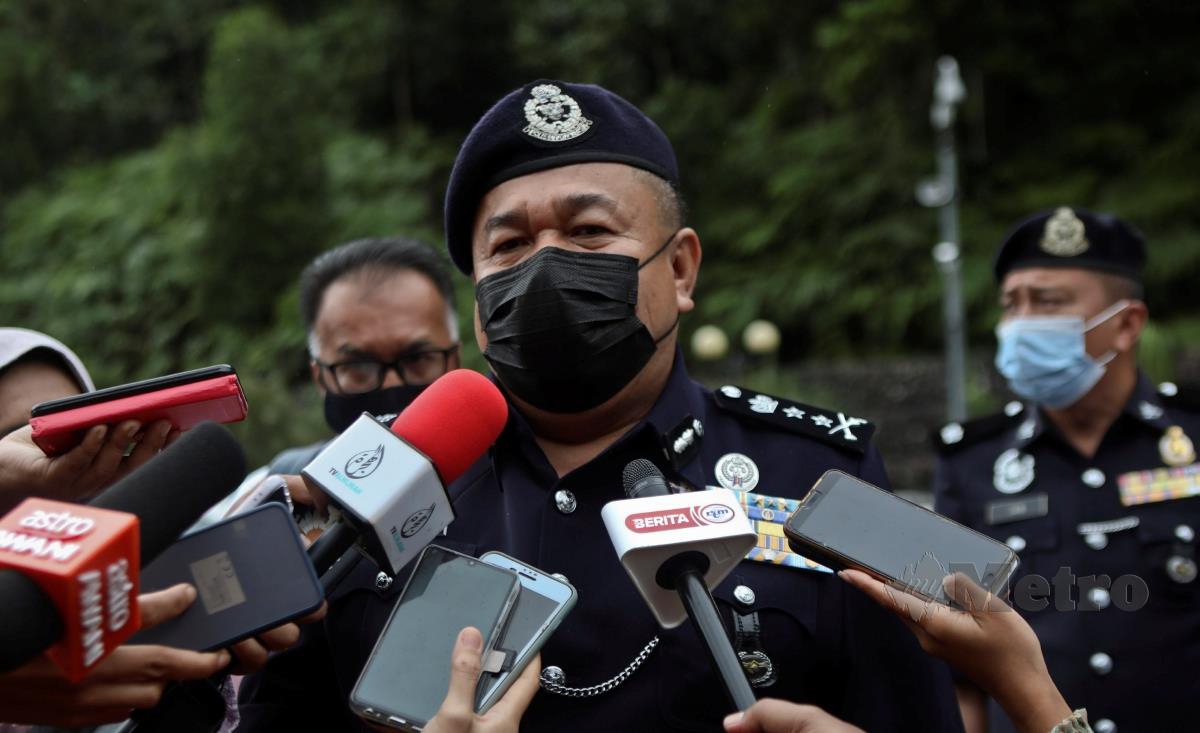 KETUA Polis Terengganu, Datuk Roslee Chik. FOTO GHAZALI KORI