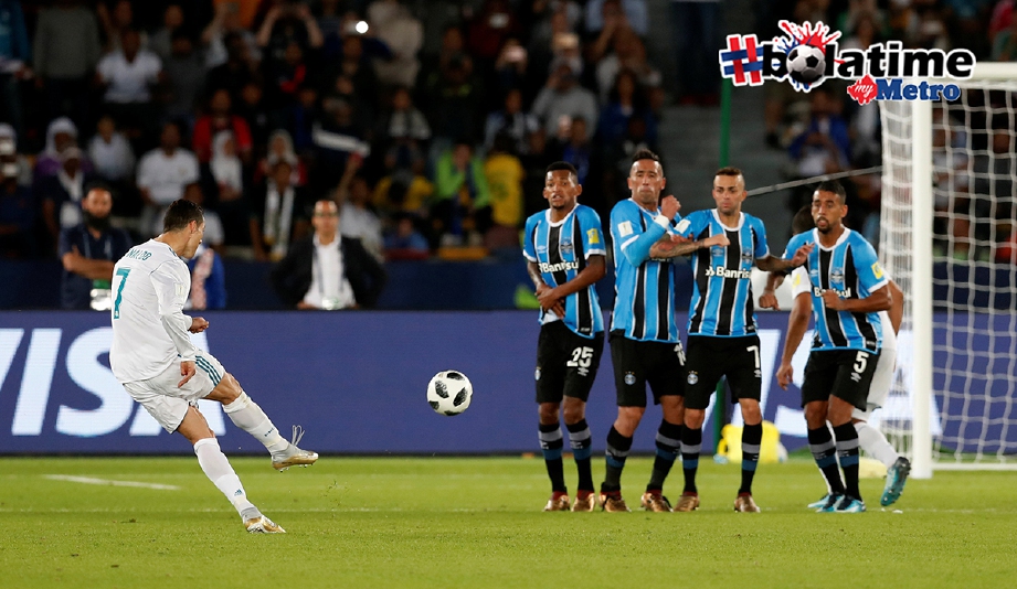 RONALDO jaring gol tunggal perlawanan dengan sepakan percuma. Foto Reuters
