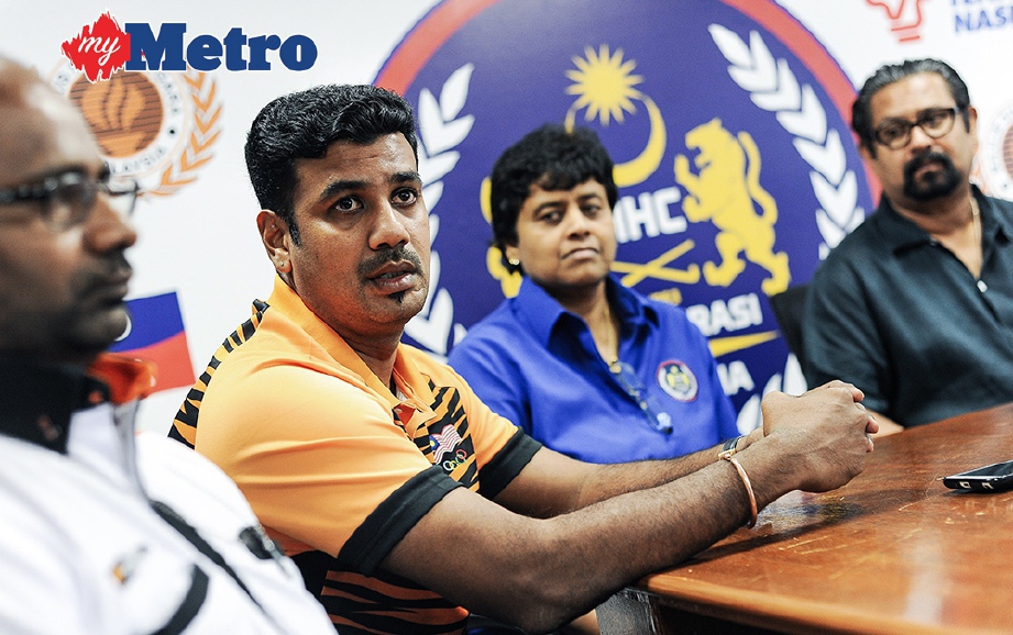 S.Kumar ketika sidang media selepas bebas daripada hukuman susulan gagal ujian doping pada saingan Piala Asia di Dhaka, Bangladesh Oktober tahun lalu. FOTO/LUQMAN HAKIM ZUBIR