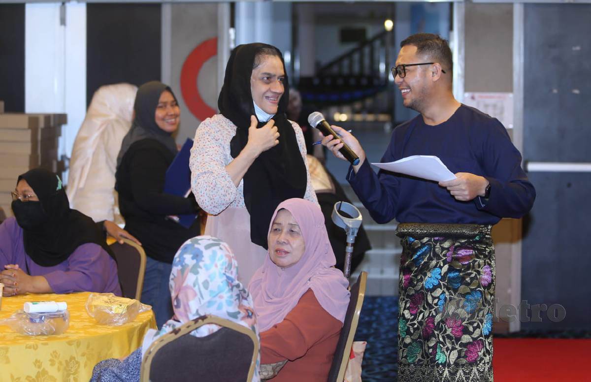 ANTARA hadirin yang menjawab soalan kuiz. FOTO Mohamad Shahril Badri Saali
