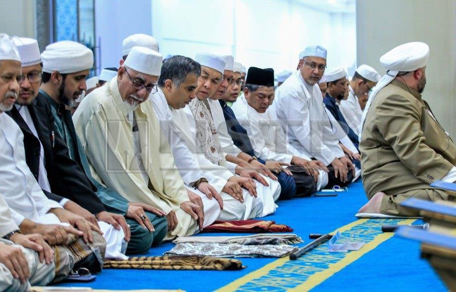 Lafaz 'wabarakatuh' dalam salam | Harian Metro