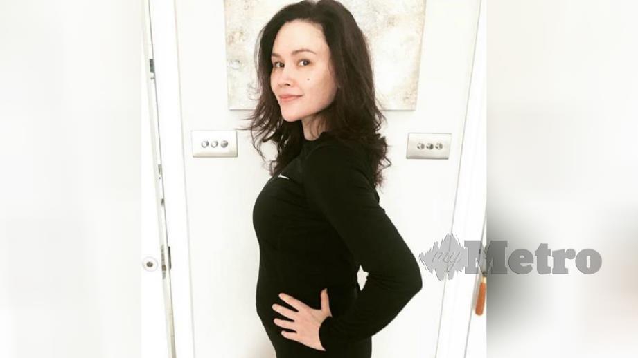 SARIMAH  belum membuat pemeriksaan untuk mengesan jantina bayi dalam kandungannya. FOTO Instagram Sarimah