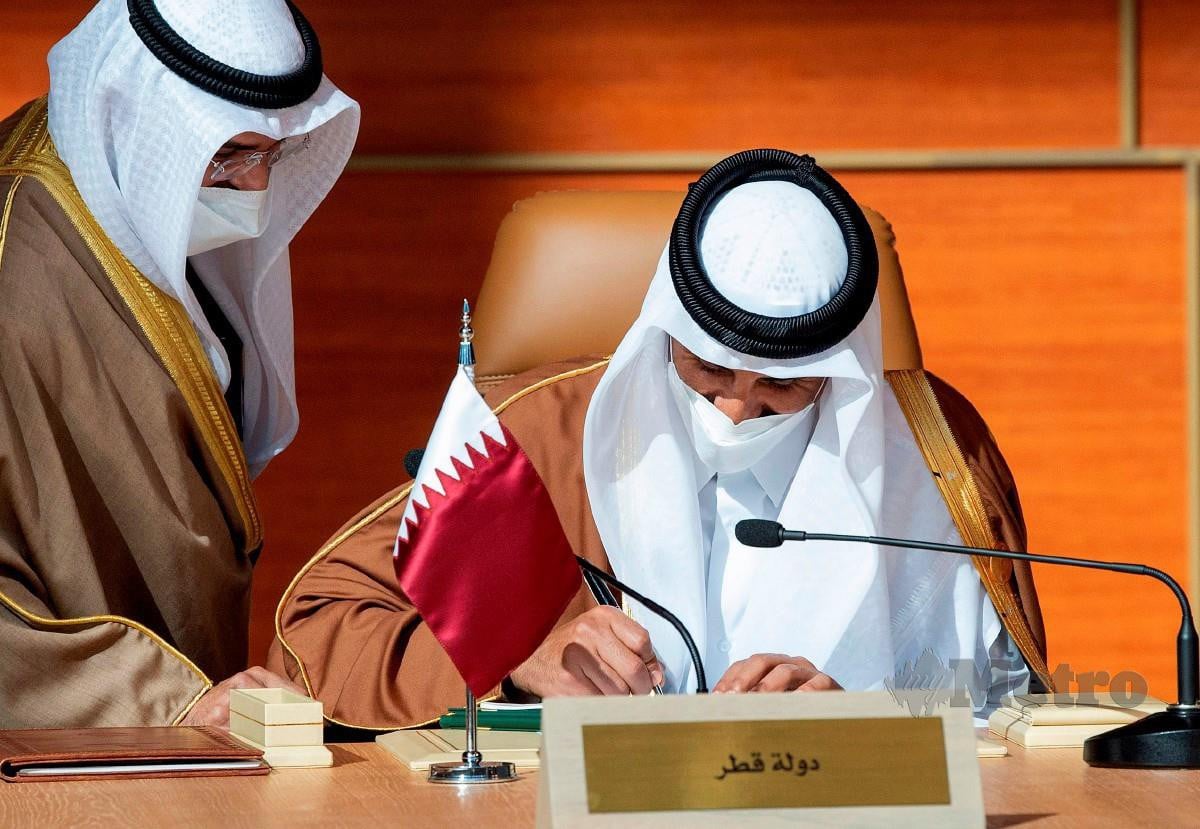 Sheikh Tamim hadir ke Sidang Kemuncak Majlis Kerjasama Teluk ke-41 di Kota al-Ula dekat Riyadh. Foto AFP