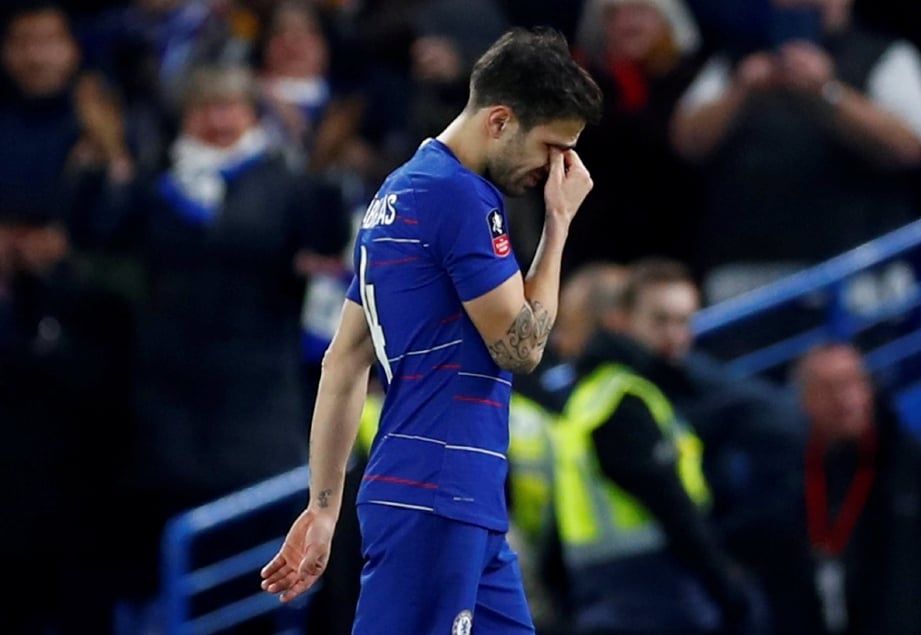 PEMAIN Chelsea, Cesc Fabregas menangis ketika aksi menentang Nottingham Forest. FOTO Reuters