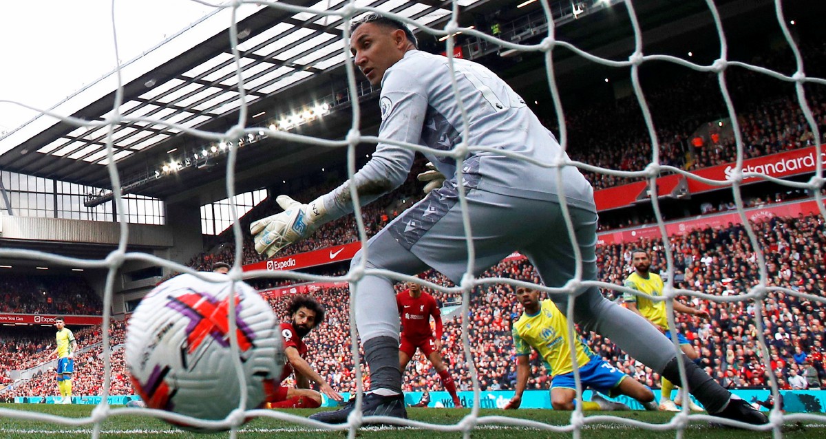 SALAH berjaya menjaringkan gol kemenangan Liverpool. FOTO Reuters