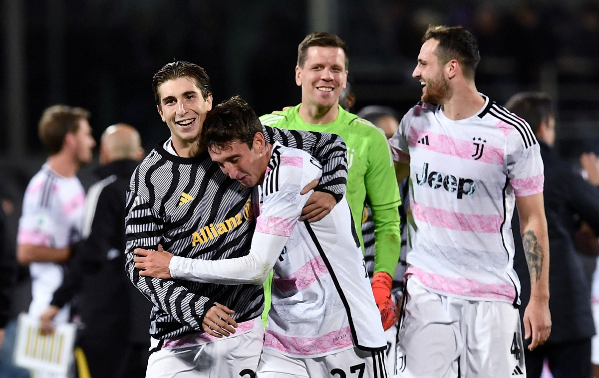 MIRETTI dan and Andrea Cambiaso meraikan kemenangan Juventus. FOTO Reuters 