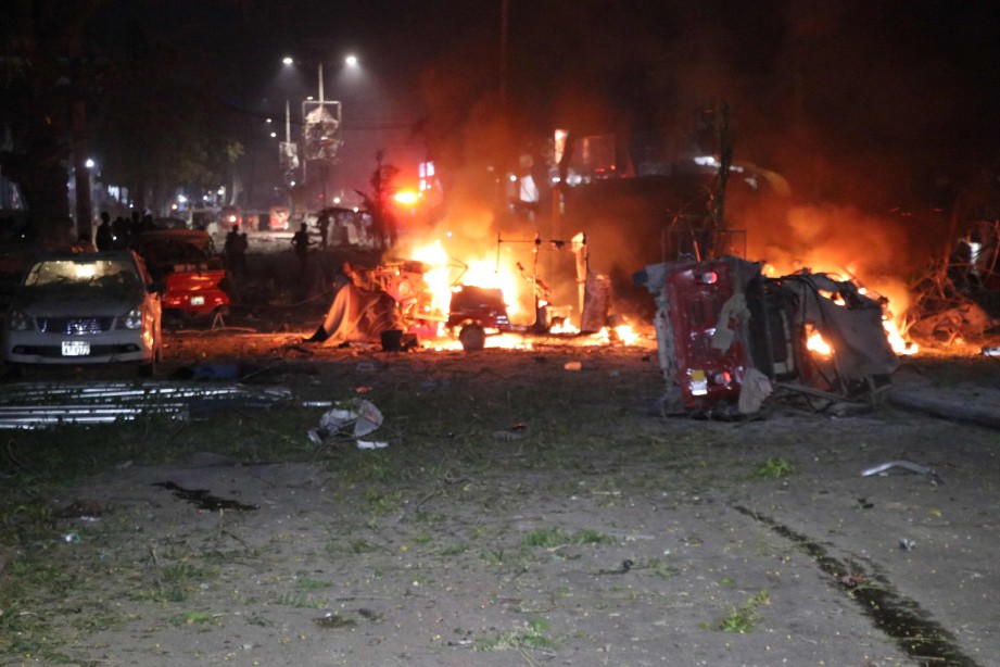 10 maut dalam serangan bom di Maka Al Mukaram. FOTO AFP