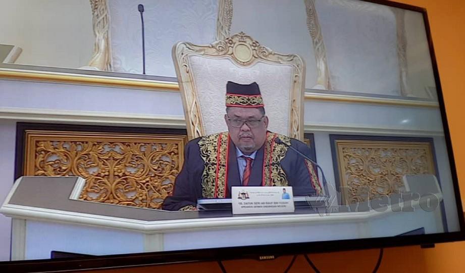 Datuk Seri Ab Rauf Yusoh selepas dilantik sebagai Speaker DUN Melaka yang baharu hari ini. 