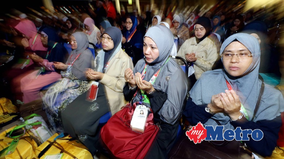 ANTARA jemaah haji dari Sarawak di Majlis Mengucapkan Selamat Jalan di LTAK. FOTO Nadim Bokhari