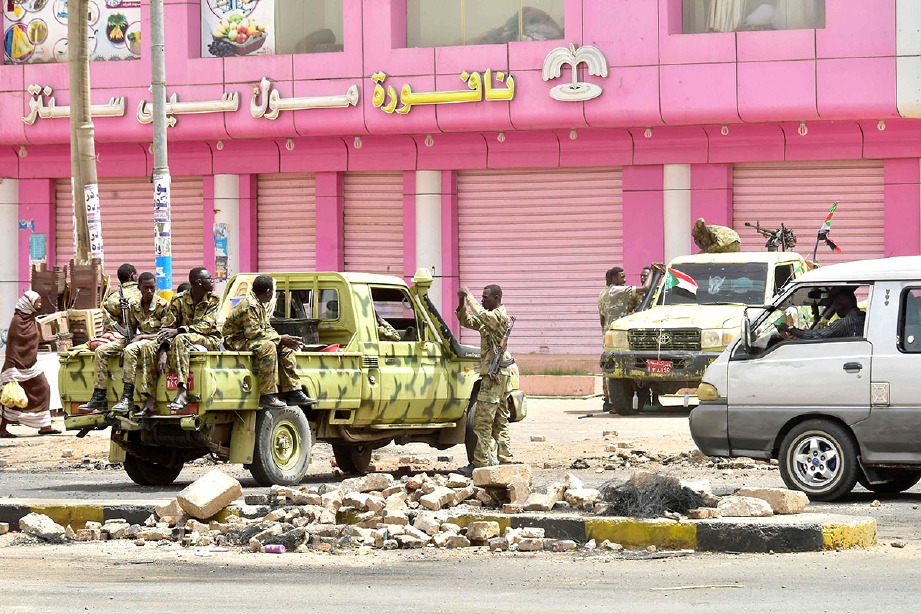 TENTERA Sudan berkawal di Khartoum. FOTO AFP