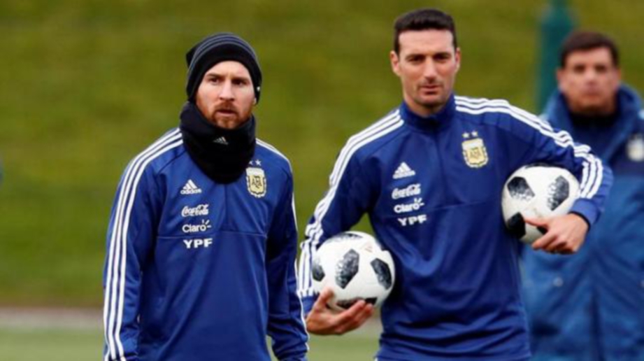 SCALONI (kanan) ditawarkan jawatan jurulatih Argentina. FOTO/AGENSI