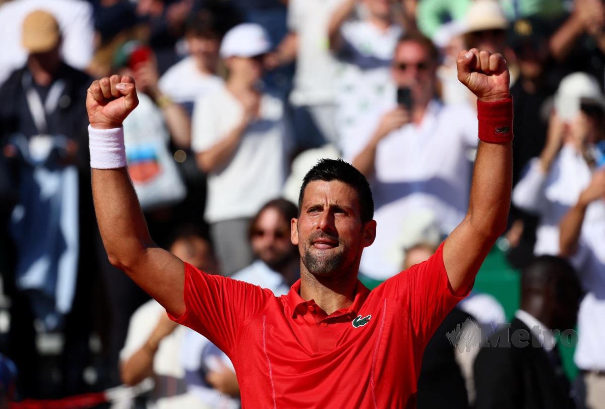 Pemain nombor satu dunia Novak Djokovic meraikan kejayaan menempah slot separuh akhir Masters Monte Carlo