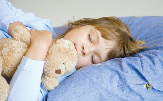 KANAK-KANAK kecil perlukan tidur lebih 10 jam sehari untuk elak risiko obesiti ketika remaja.