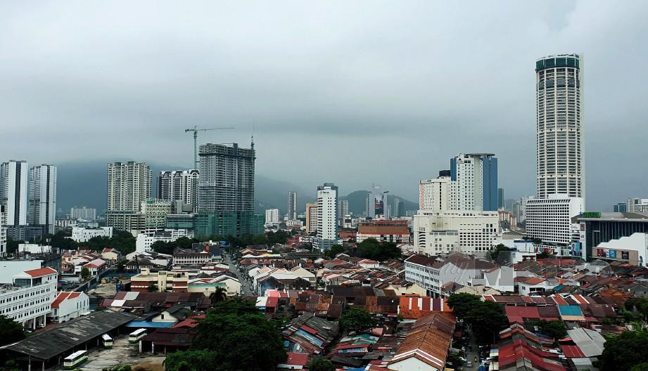 Pemilik hartanah di Pulau Pinang akan membayar hingga RM50 kadar cukai taksiran baru bermula tahun hadapan. Foto NSTP