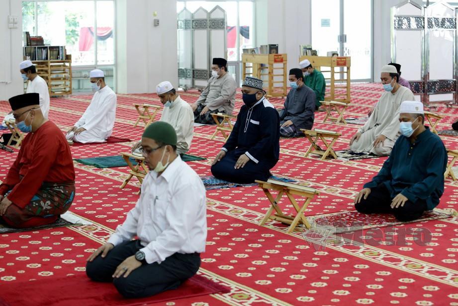 Polis, Rela kawal masjid dan surau  Harian Metro