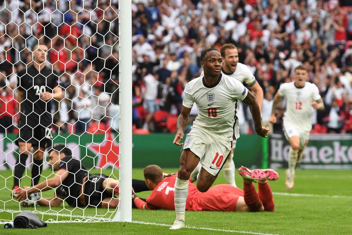 STERLING menjaringkan gol pertama England ketika mereka menewaskan Jerman Wembley. FOTO AFP