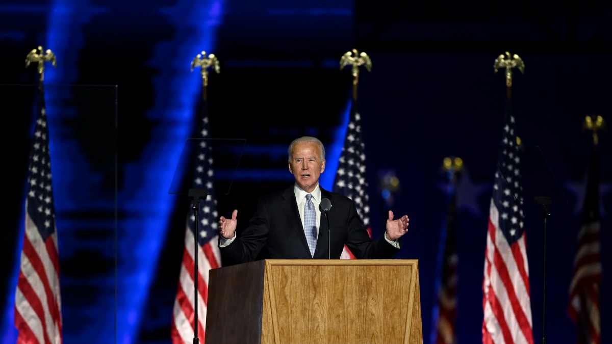 JOE Biden ketika menyampaikan ucapan di Wilmington, Delaware selepas diumumkan pemenang. FOTO AFP.