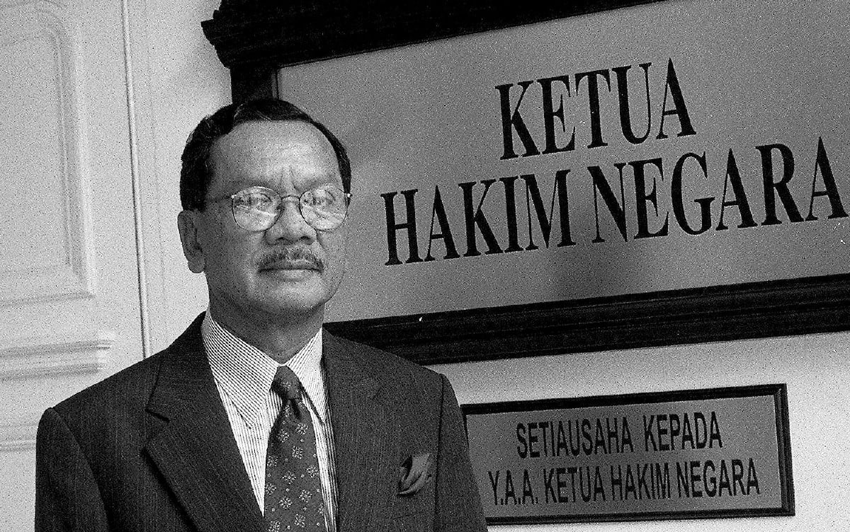 BEKAS Ketua Hakim Negara, Allahyarham Tun Mohamed Dzaiddin Abdullah. FOTO Bernama 