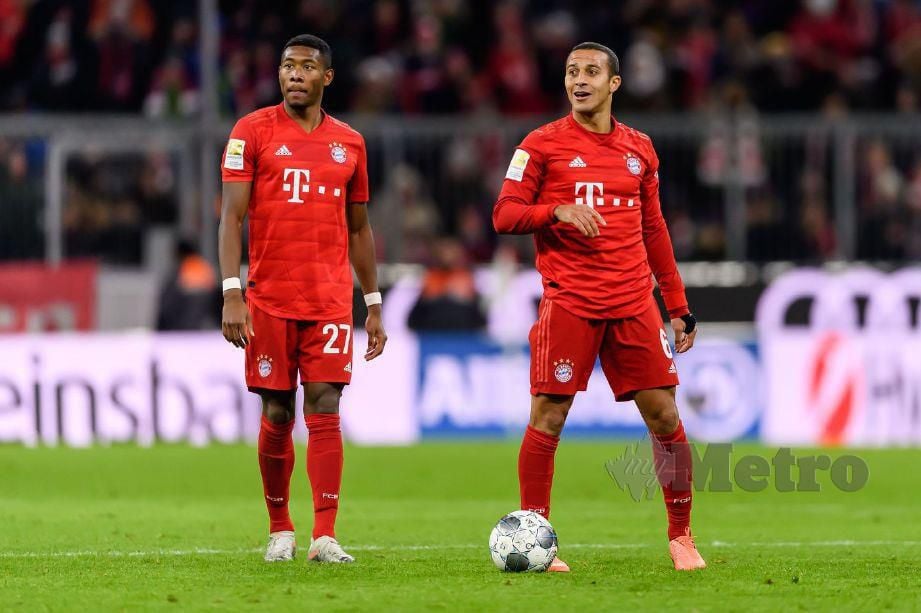 Thiago Alcantara (kanan) dan David Alaba tonggak skuad Bayern. FOTO Agensi