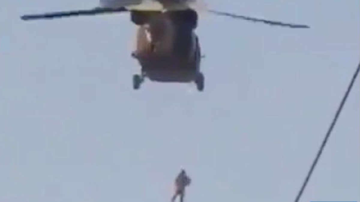 Kecoh Taliban gantung orang di helikopter, rupa-rupanya....