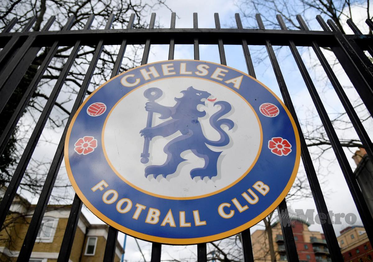 ABRAMOVICH memutuskan untuk menjual Chelsea selepas 19 tahun berikutan konflik Rusia dan Ukraine. -FOTO Reuters 