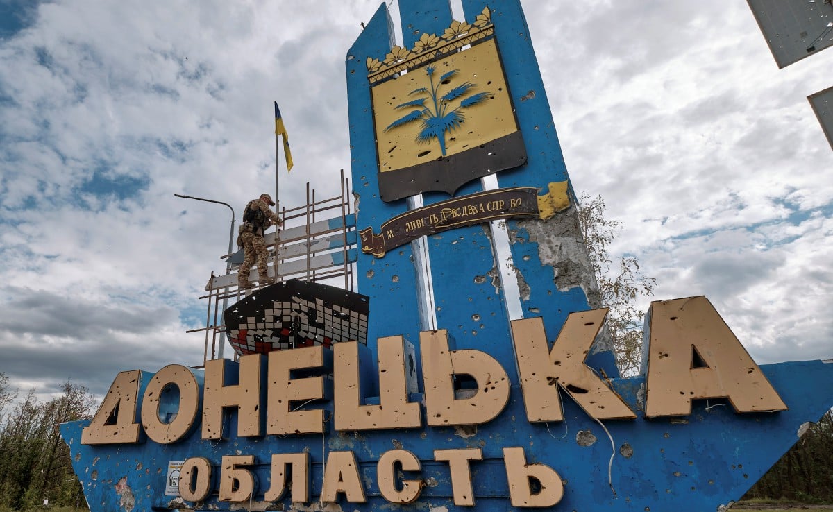 KAWASAN bergolak di wilayah bersempadan Kharkiv dan Donetsk. FOTO EPA