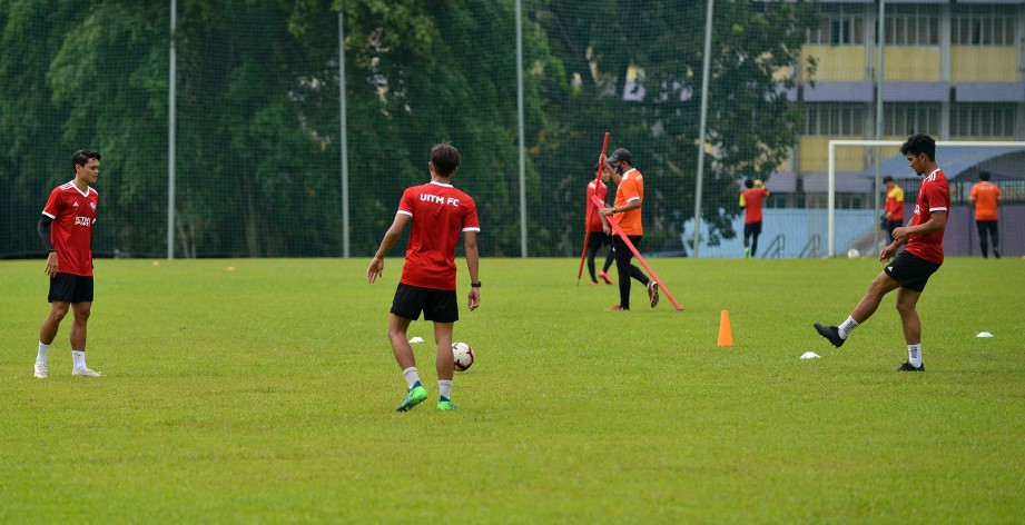 PASUKAN UiTM FC kembali menyambung latihan. FOTO Ihsan Facebook UiTM FC