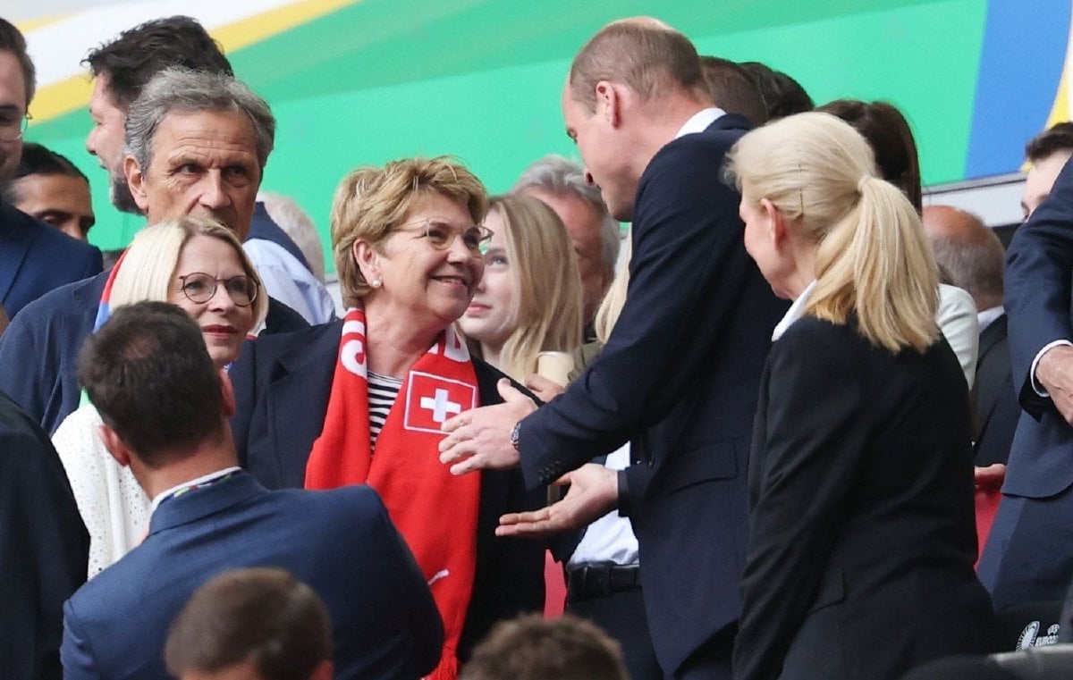 VIOLA dan Prince William hadir menyaksikan perlawanan suku akhir Euro antara Switzerland dan England. -FOTO X