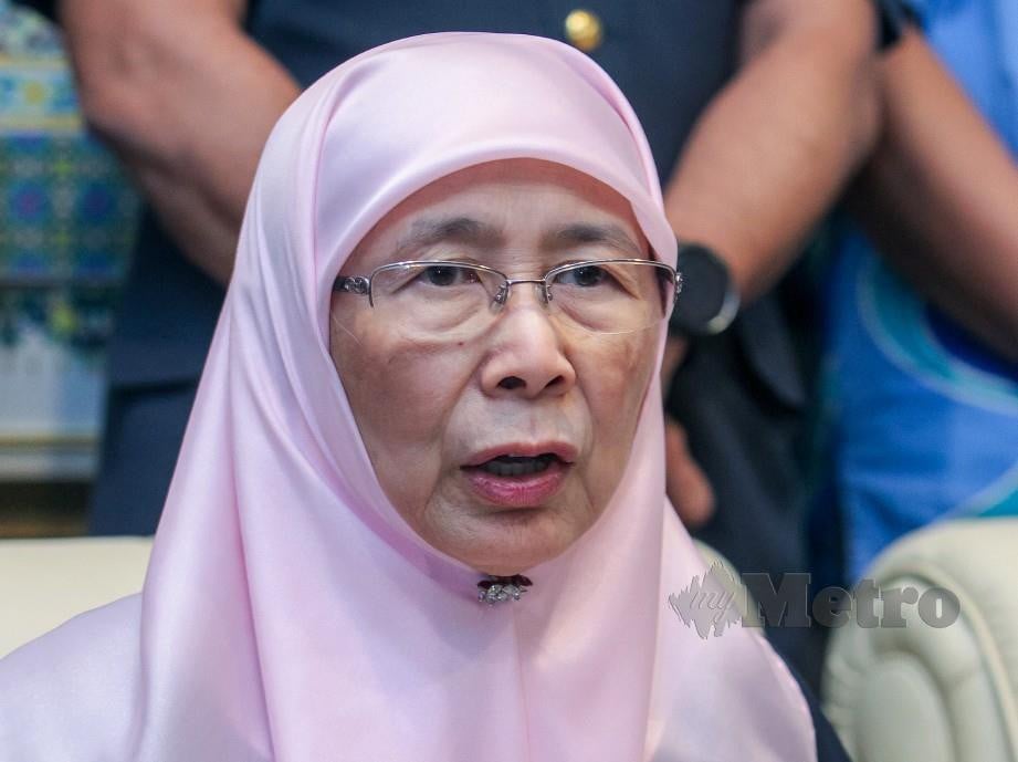  Timbalan Perdana Menteri, Datuk Seri Dr Wan Azizah Wan Ismail menjelaskan berhubun  Rang Undang-Undang (RUU) Gangguan Seksual bakal dibentang Mac ini.