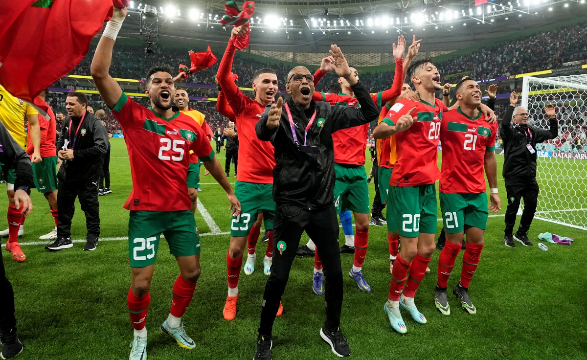 POLISI Maghribi berjaya beri kejutan di Piala Dunia. FOTO AP 