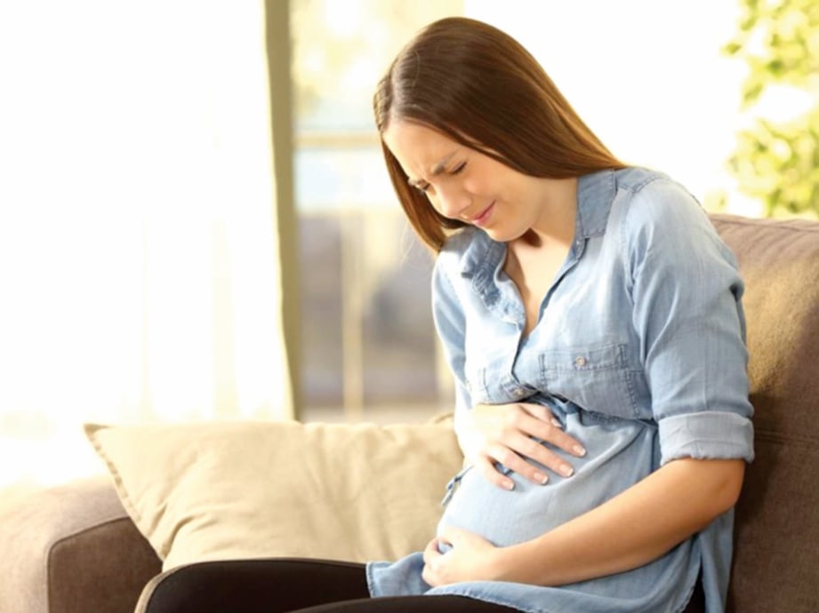 KONTRAKSI rahim yangkuatketika proses bersalin mungkin sebabkan bekalan oksigen kepada bayi terganggu.