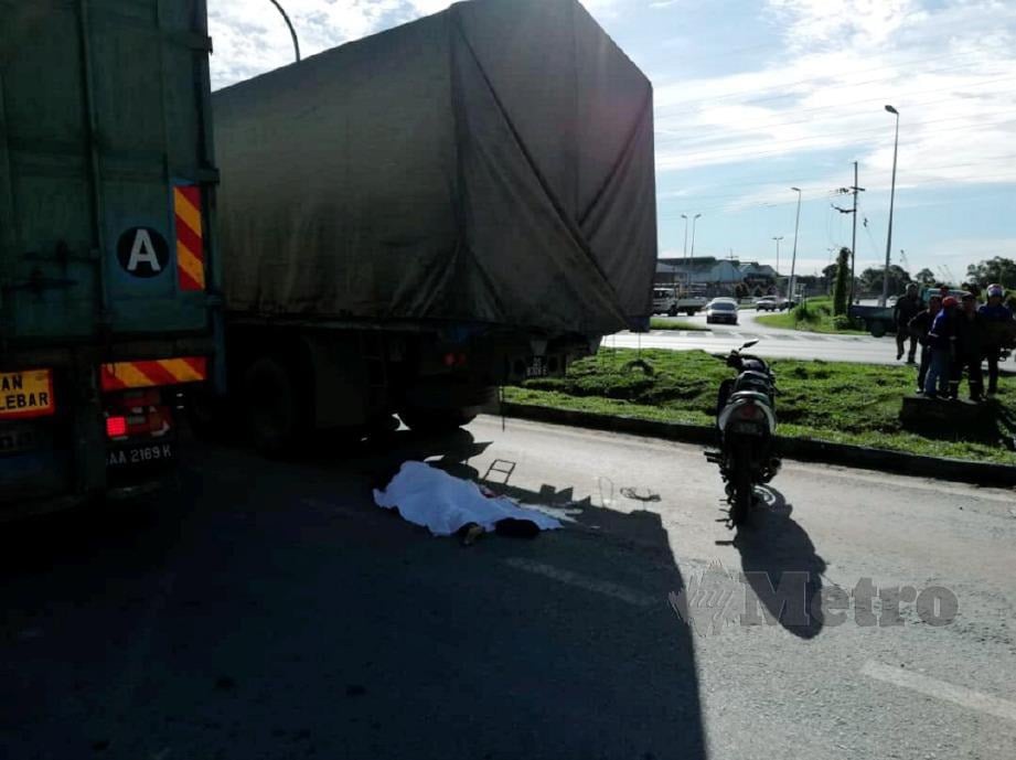 GEORGE Gorygory, 19 maut digilis lori kargo dalam kemalangan di Jalan Tanjung Kidurong, Bintulu. FOTO Ihsan PDRM