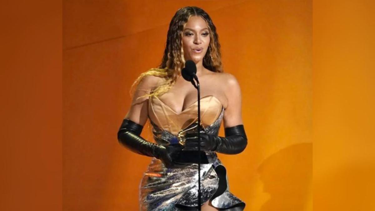 Beyonce lakar sejarah di Anuegrah Grammy ke-65.