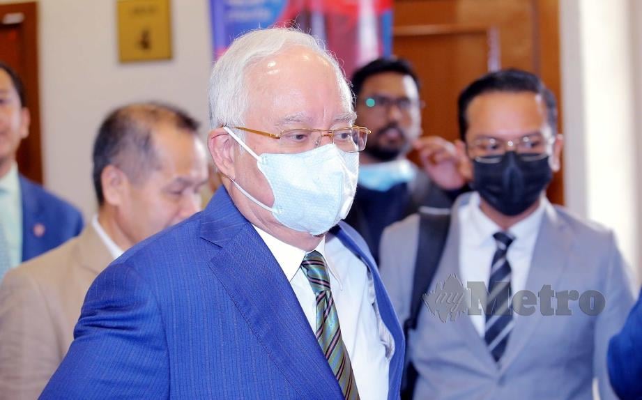 Najib Razak hadir untuk menghadiri perbicaraan kes rasuah dan pengubahan wang haram dana RM2.3 bilion milik 1MDB di Mahkamah Tinggi. FOTO SAIFULLIZAN TAMAD