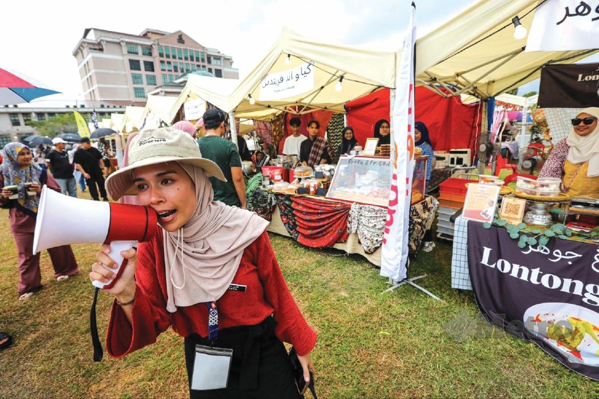 PASAR Sera menggamit nostalgia indah tradisi rewang masyarakat Melayu dahulu menjelang Ramadan.