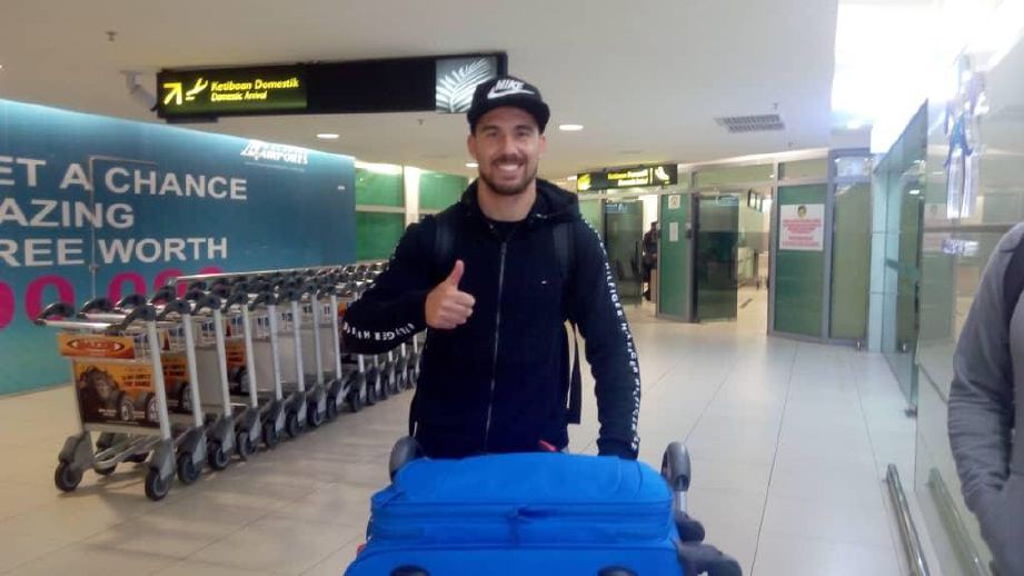 JONATHAN Bauman dari Argentina bakal melengkapkan kouta pemain import kelima Kedah bagi musim ini.