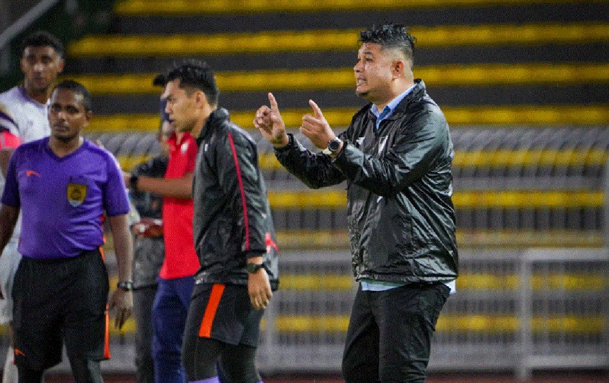 PENGENDALI KDA FC, Aidil Sharin Sahak sudah pasti catur strategi terbaik menentang Melaka United di tempat sendiri. FOTO FB KDA FC