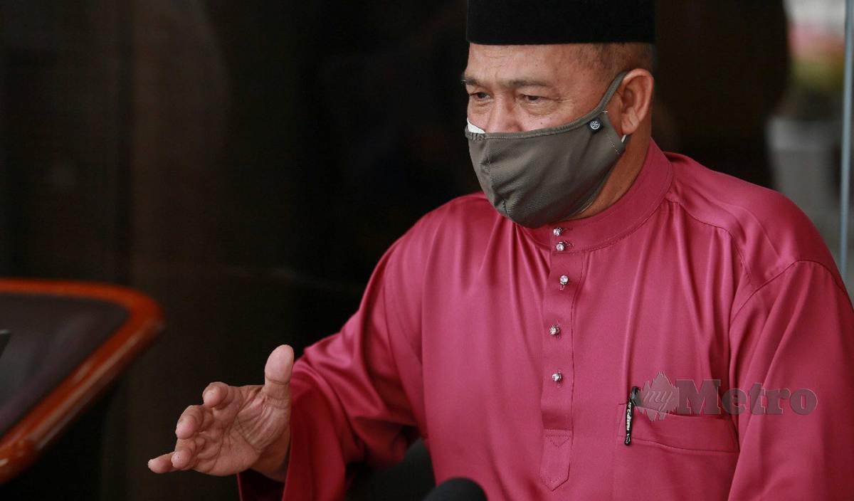 MAMAD Puteh pada sidang media sempena Mesyuarat Pertama Penggal ke-14 Sidang Dewan Undangan Negeri (DUN) Terengganu. FOTO Ghazali Kori