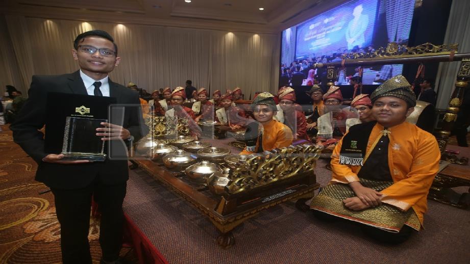 MUHAMMAD Amin dari SMK Baling Kedah pada Majlis Penyampaian Anugerah Pelajar Terbaik STPM 2018. FOTO Adibah Ahmad Izam