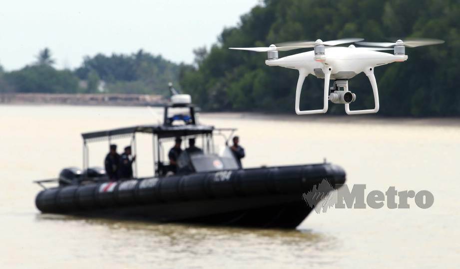 ASET udara seperti penggunaan dron dan pesawat tanpa pemandu (UAV) amat berguna untuk pemantauan secara langsung dan dapat menyalurkan maklumat dengan cepat serta tepat. FOTO Arkib NSTP