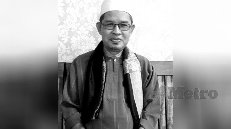 ALLAHYARHAM Mohd Rawi meninggal ketika sedang mengimamkan solat  subuh di Masjid Sultan Abu Bakar. FOTO Roselan Ab Malek