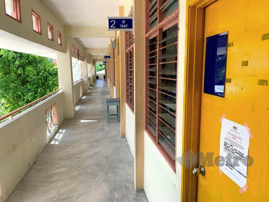 NOTIS penutupan dua kelas tahun 2 Sekolah Jenis Kebangsaan (Cina) Li Hwa, Butterworth ditutup 11 hari bermula hari ini. FOTO IHSAN PEMBACA